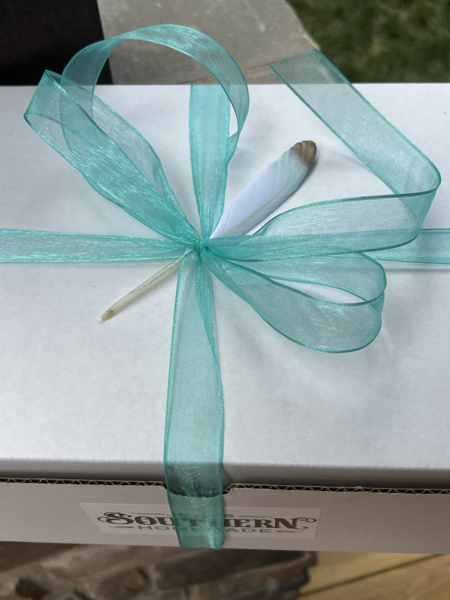 Tiffany and discount co gift wrap